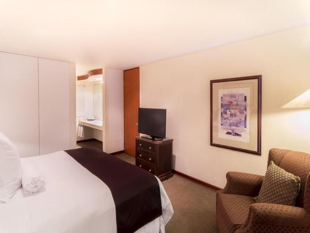 Thunderbird Fiesta & Casino 4* Lima
